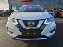 2018 Nissan
X-TRAIL ST