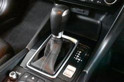 2018 Mazda
3 SP25