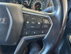 2023 Isuzu
MU-X LS-T