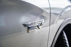 2022 Mitsubishi
                Outlander PHEV Exceed Tourer