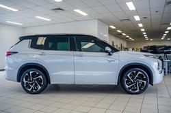 2022 Mitsubishi
                Outlander PHEV Exceed Tourer