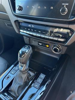 2025 Isuzu D-MAX BLADE MY24 4X4 Dual Range Granite Grey Mica