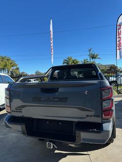 2025 Isuzu D-MAX BLADE MY24 4X4 Dual Range Granite Grey Mica