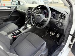 2017 Volkswagen
                Golf Alltrack 132TSI