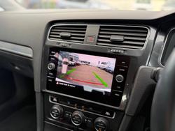 2017 Volkswagen
                Golf Alltrack 132TSI