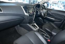 2023 Mitsubishi
Triton Xtreme