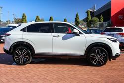 2023 Honda
                HR-V e:HEV L