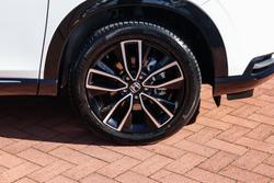 2023 Honda
                HR-V e:HEV L