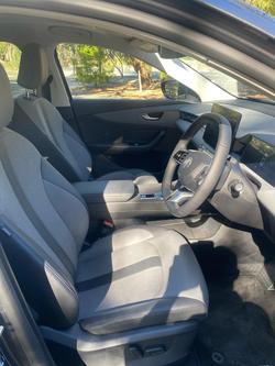 2025 MG MGS5 EV Essence 49 ZS3EM MY25 Camden Grey