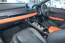 2022 Mitsubishi
Outlander PHEV Exceed Tourer