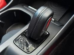 2018 Volvo
                XC40 T4 Momentum