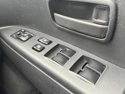 2020 Mitsubishi
                ASX ES