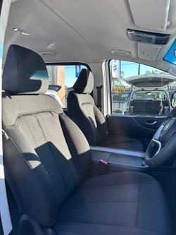 2025 Hyundai
STARIA