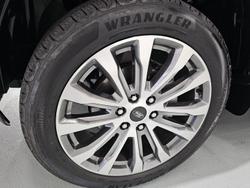 2023 Ford
Everest Platinum