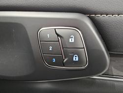 2023 Ford
Everest Platinum