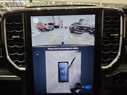 2023 Ford
Everest Platinum