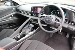 2025 Hyundai
i30 Hybrid