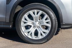 2020 Mitsubishi
ASX ES