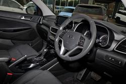 2020 Hyundai
                Tucson Active