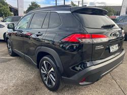 2022 Toyota
Corolla Cross Atmos