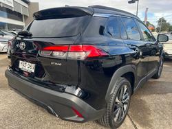 2022 Toyota
Corolla Cross Atmos