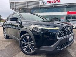 2022 Toyota
Corolla Cross Atmos