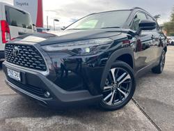 2022 Toyota
Corolla Cross Atmos