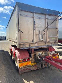 2014 OPhee Grain Tippers