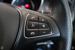 2022 Mercedes-Benz
V-Class V300 d AMG Avantgarde