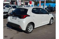 2024 Toyota
Yaris SX Hybrid
