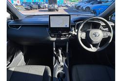 2025 Toyota
Corolla Cross GXL