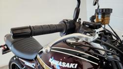 2025 Kawasaki Z900RS (Z900C) Z Red