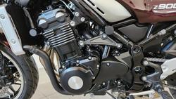2025 Kawasaki Z900RS (Z900C) Z Red