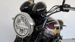 2025 Kawasaki Z900RS (Z900C) Z Red