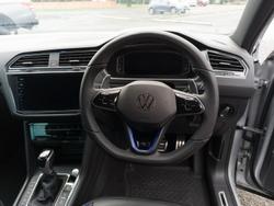 2023 Volkswagen
Tiguan R