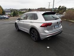 2023 Volkswagen
Tiguan R