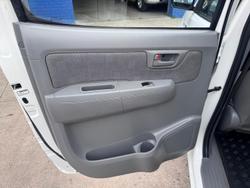 2007 Toyota Hilux SR KUN16R MY08 4x2 Glacier White