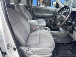2007 Toyota Hilux SR KUN16R MY08 4x2 Glacier White