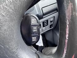 2007 Toyota Hilux SR KUN16R MY08 4x2 Glacier White