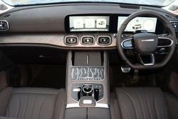 2025 Jaecoo J8 Track