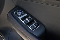 2023 MG HS Vibe SAS23 MY23 New Pearl White