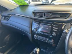 2018 Nissan
X-TRAIL ST