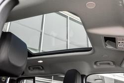 2024 Land Rover Defender 90 P300 S L663 MY24 AWD Santorini Black