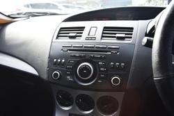 2009 Mazda
3 Maxx