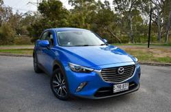 2017 Mazda
CX-3 sTouring