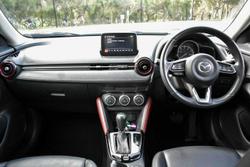 2017 Mazda
CX-3 sTouring