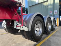 2012 Vawdrey
                St3 Lead A 12 Pallet Refrigerated Curtain Sider