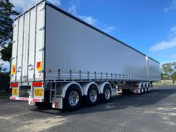 2024 Krueger 34 Pallet Straight Deck B Double