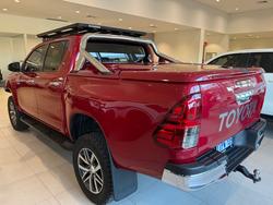 2020 Toyota
Hilux 4X4 2.8L DSL D/C 6AT SR5
