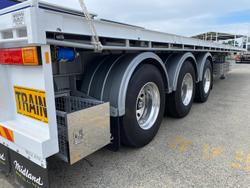 2025 Midland 2025 Flat Top Trailer